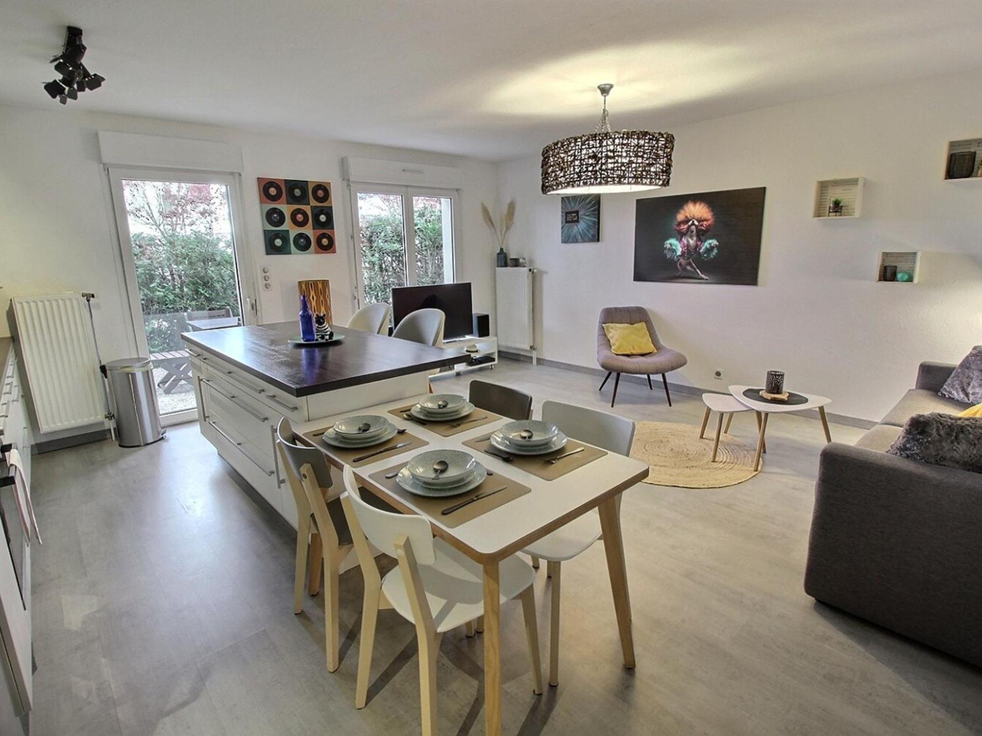Charmant Appart Avec Garage Et Terrasse Au Coeur De Colmar, Pres De La Route Des Vins D'Alsace - Fr-1-722-6 Dış mekan fotoğraf